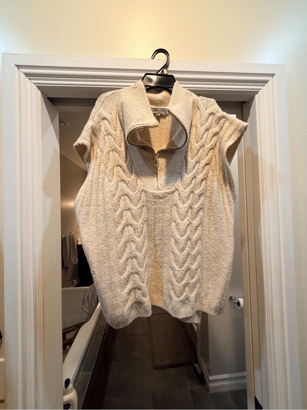 Absolutely Famous Cream Cable-Knit Short Sleeve Sweater with Zip Collar